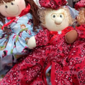 BONECA CHAPEUZINHO VERMELHO + LOBO MAU + VOVÓ + LIVRO